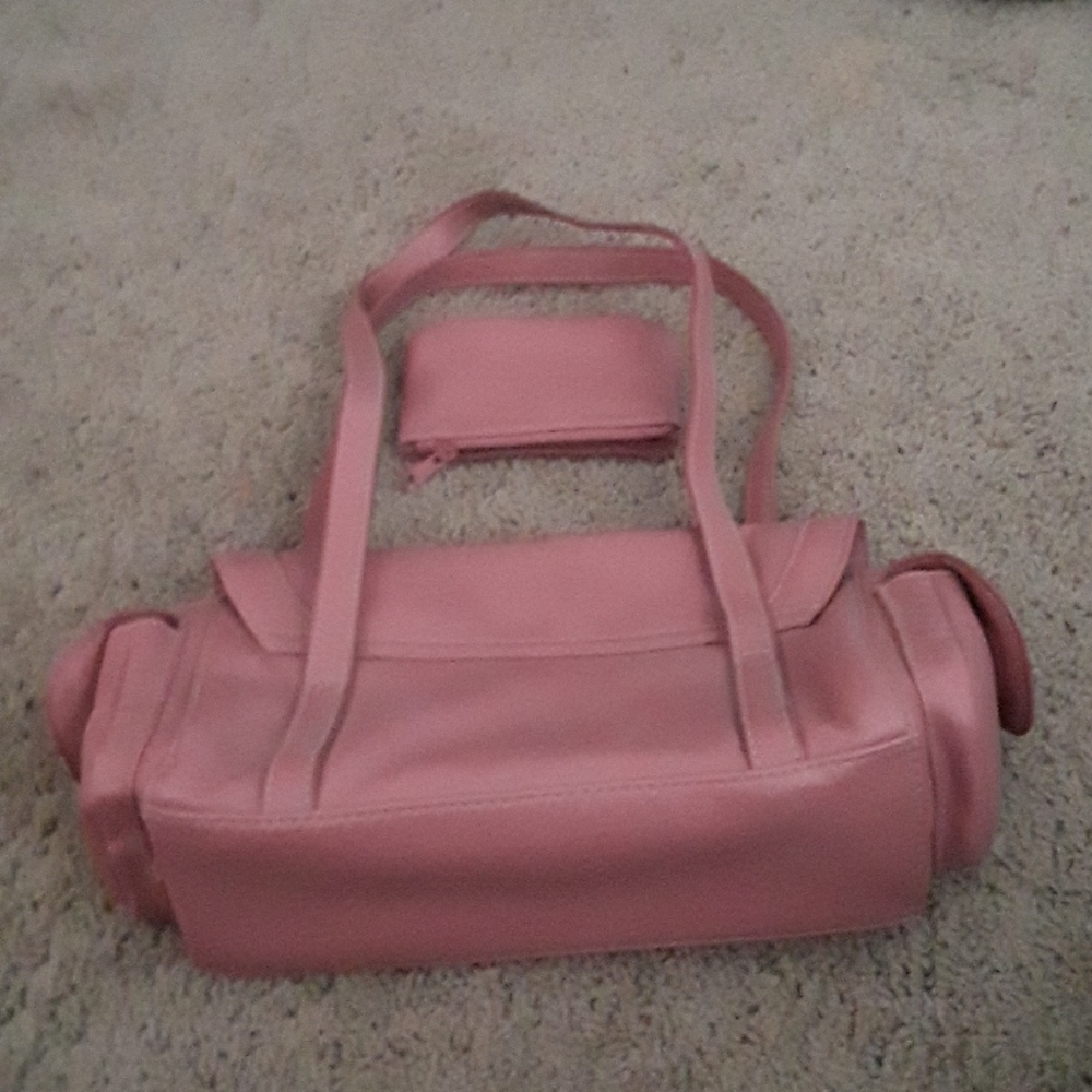 Cute Pink Purse - Picture 2 of 11